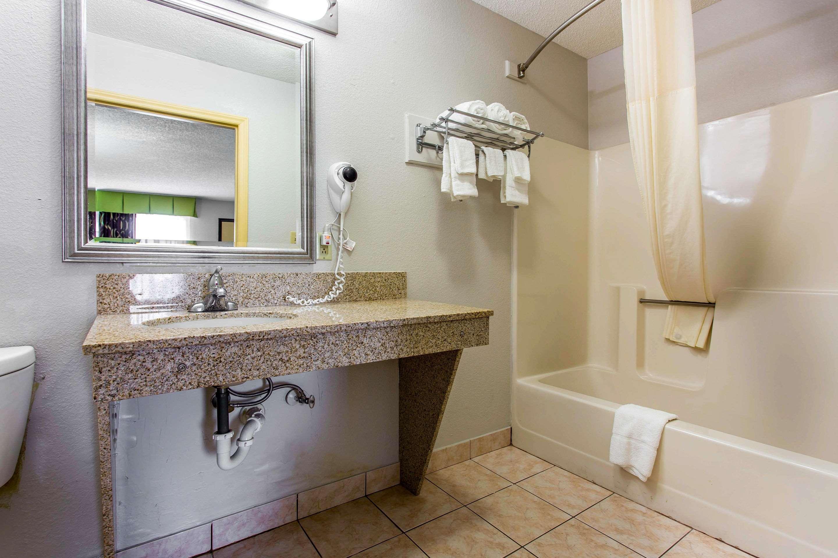 Quality Inn Albemarle Exterior photo