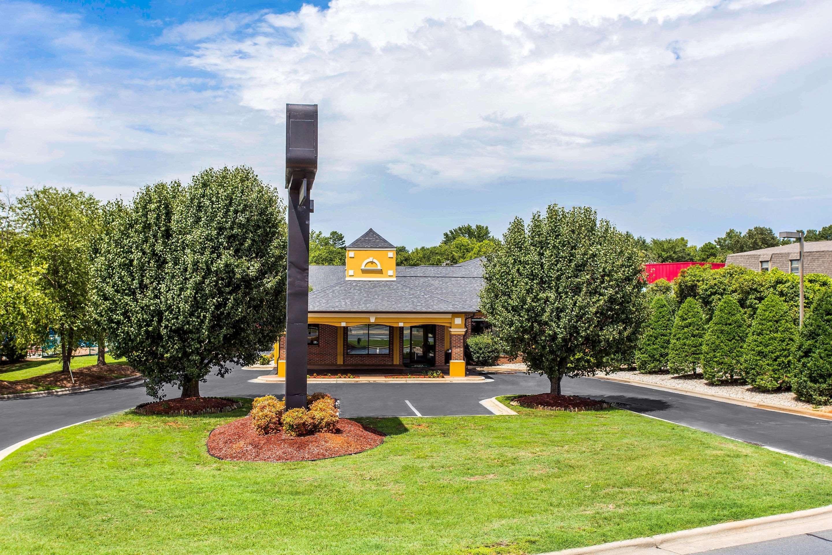 Quality Inn Albemarle Exterior photo